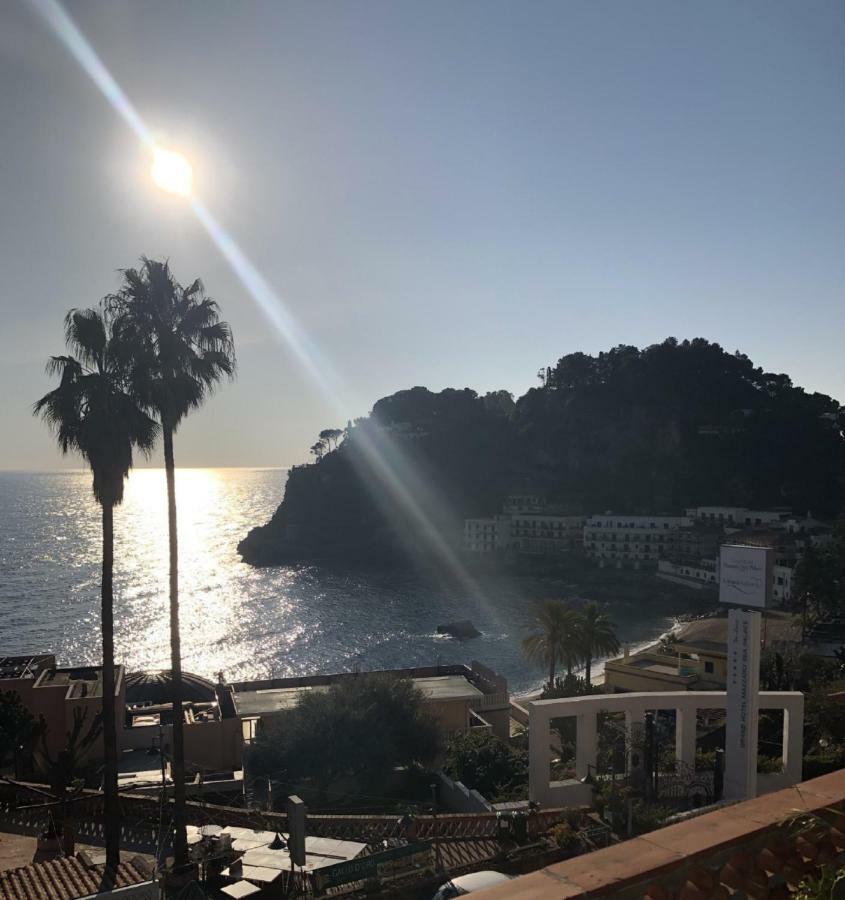 Apartamento La Bomboniera Della Brigata Spendereccia! Taormina Exterior foto